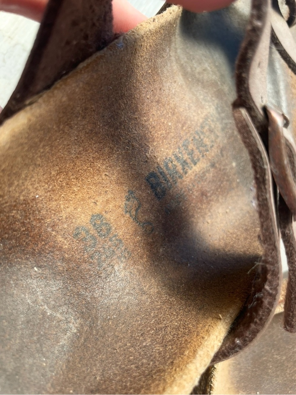 GUC Genuine Birkenstock Strappy Sandals - Picture 6 of 7